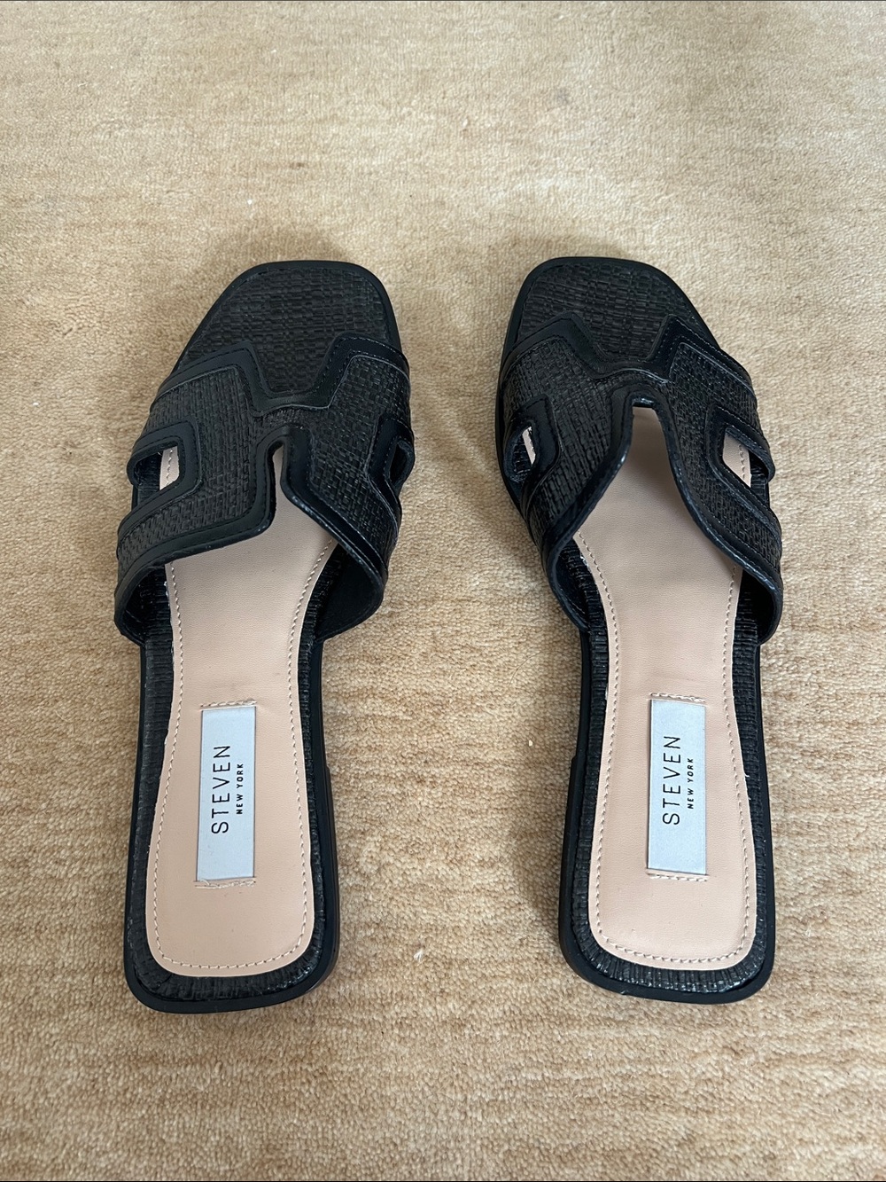 Harlien Slide Sandal in Black Woven